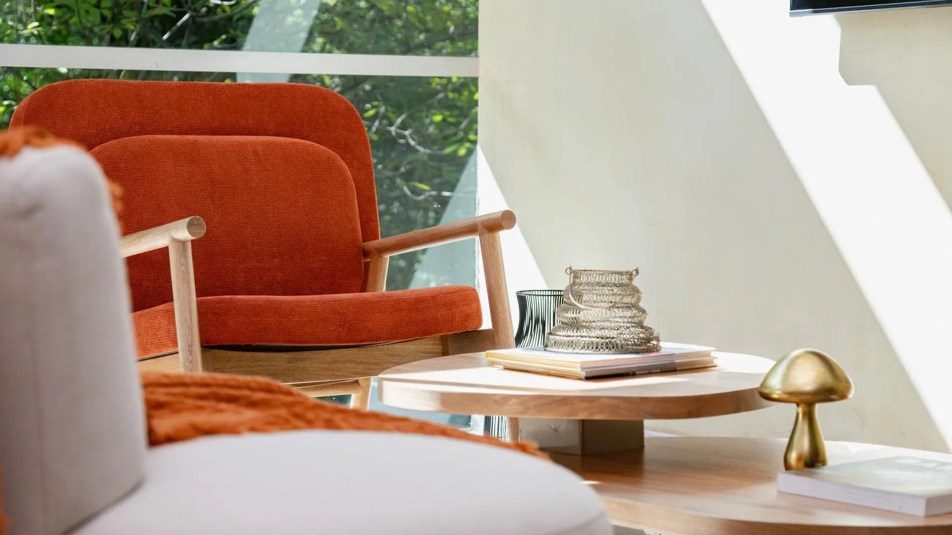Spot Building Aparthotel Μεντεγίν