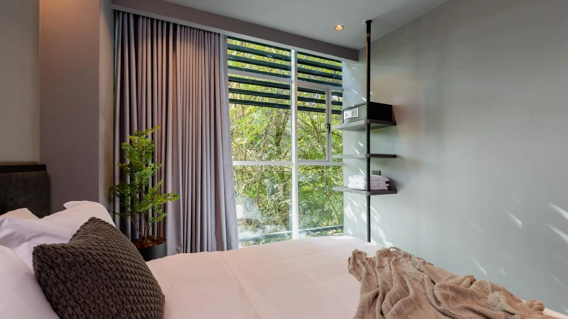 Aparthotel Spot Building Medellín