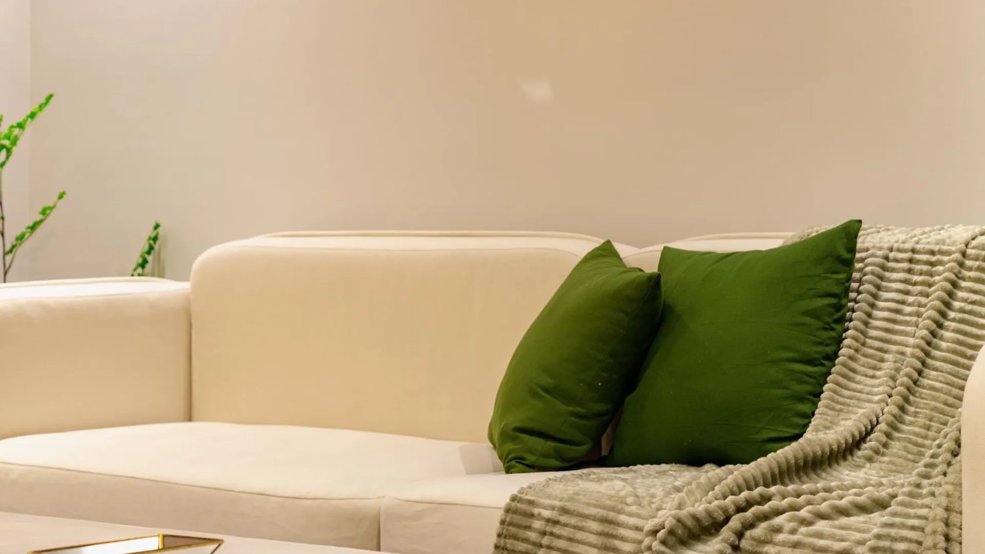Spot Building Aparthotel Μεντεγίν 0*,