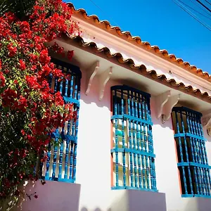https://zana-boutique.cartagena-hotels.org