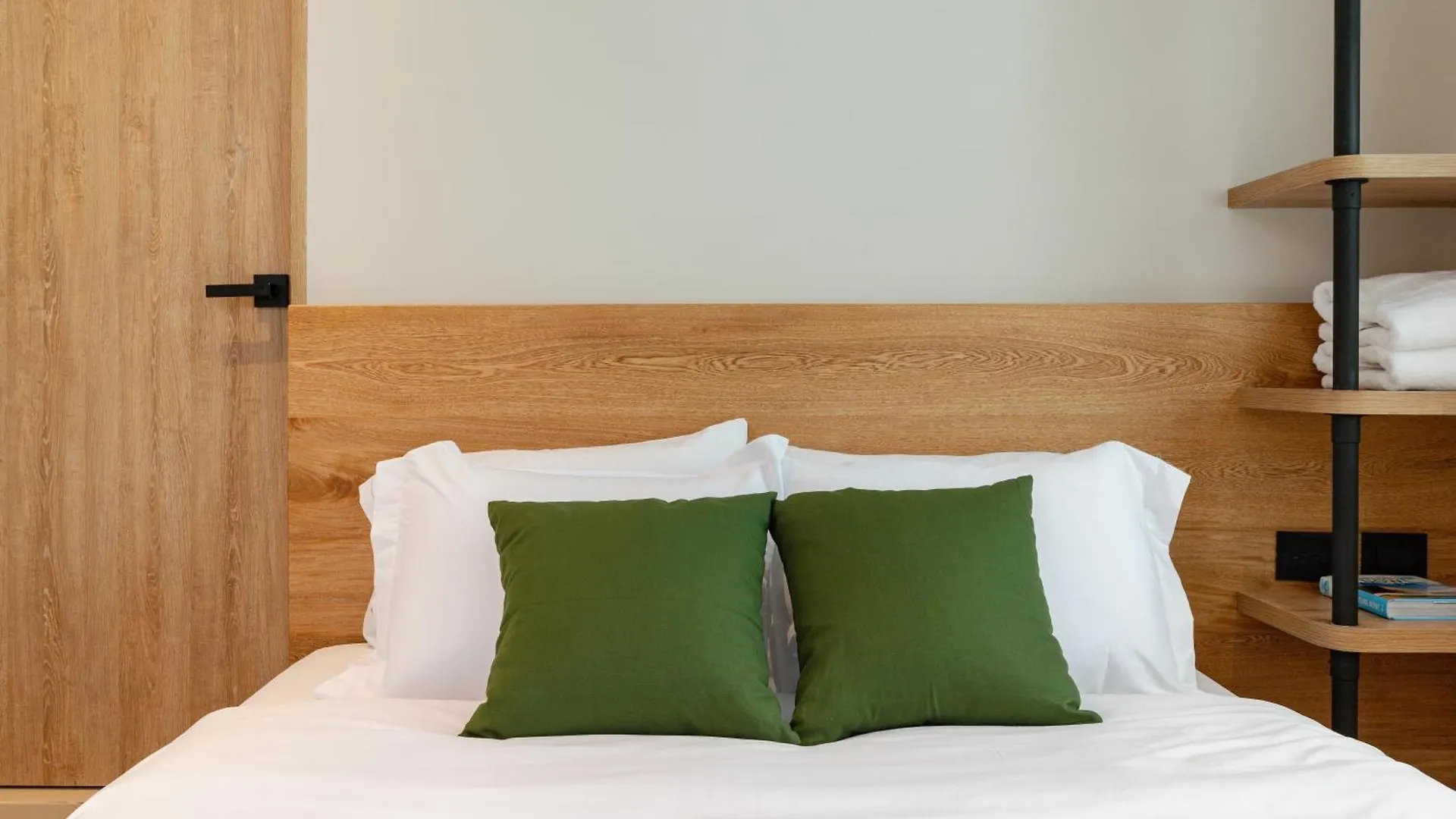 Spot Building Aparthotel Μεντεγίν Κολομβία