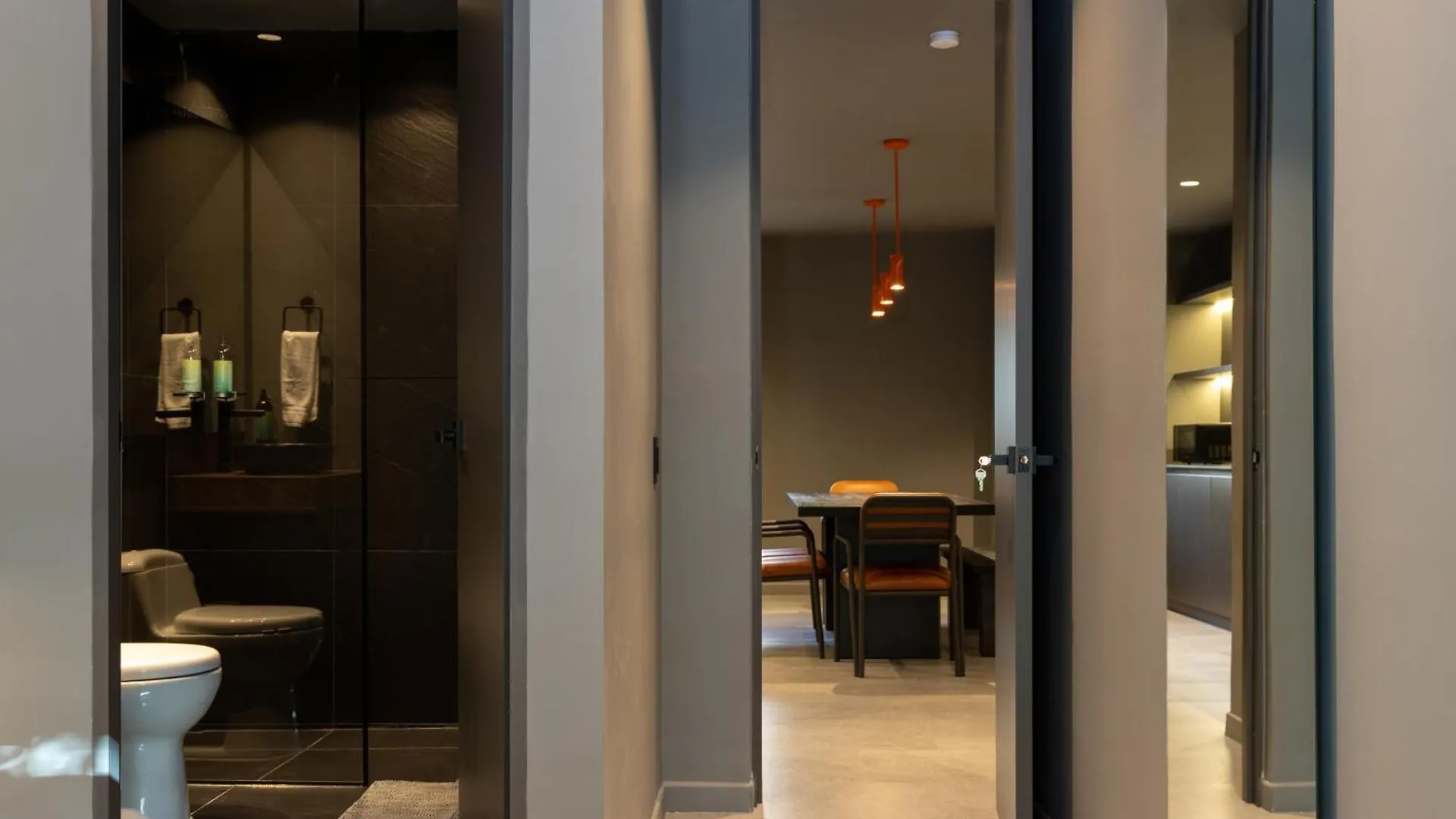 Spot Building Aparthotel Μεντεγίν