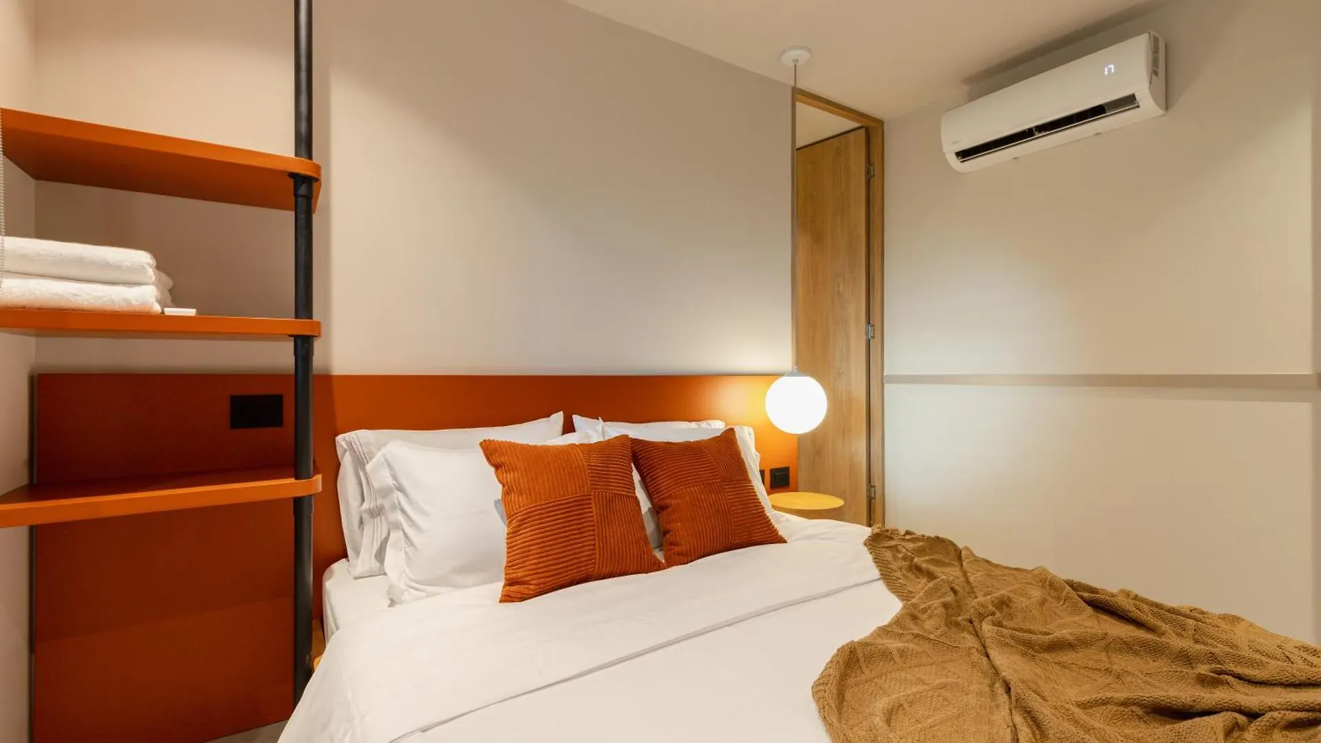 Spot Building Aparthotel Medellin