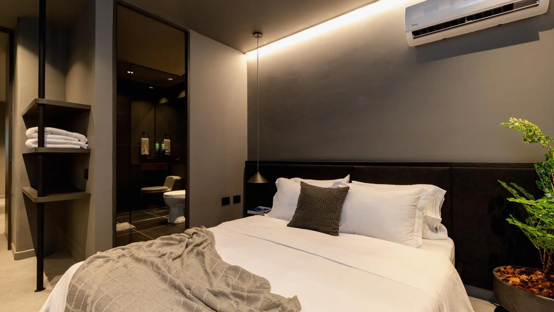Spot Building Aparthotel Medellin 0*,  Colombia