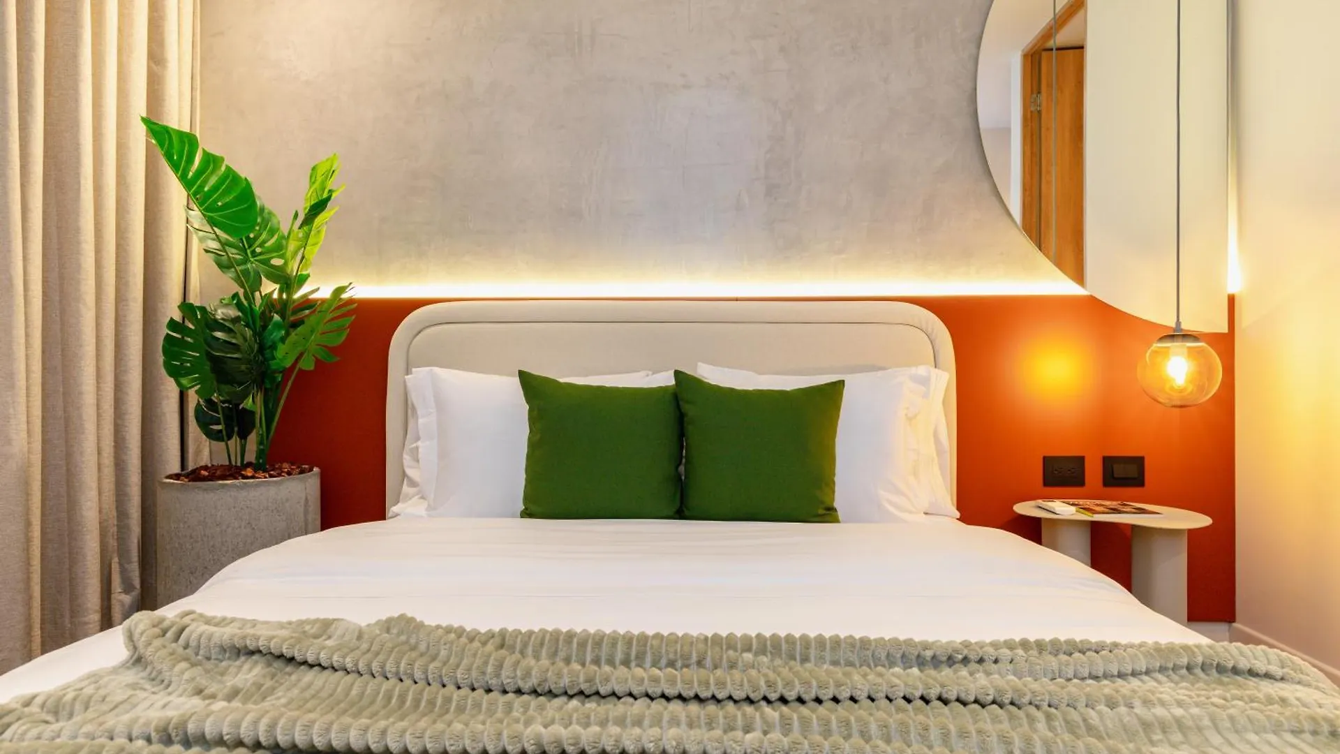 Spot Building Aparthotel Medellin